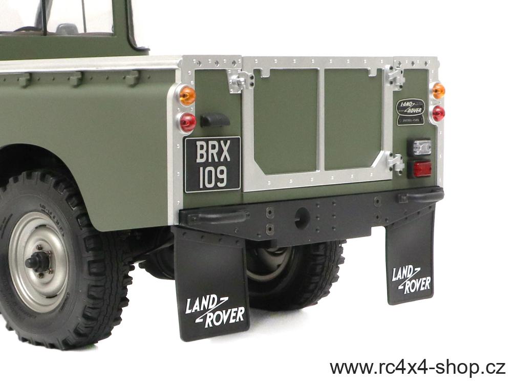 Zástěrky pro Boom Racing BRX02 Land Rover Series III 88 a 109, bílé logo