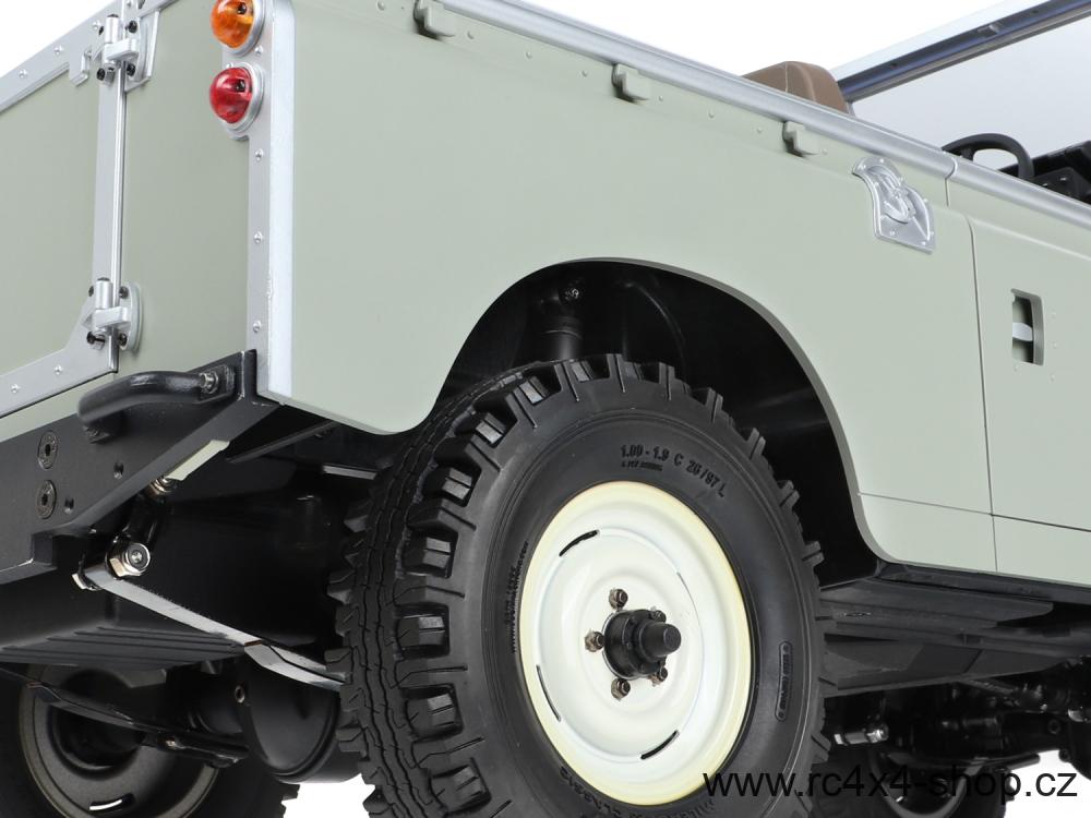 Zadní podběhy pro Boom Racing BRX02 Land Rover Series III 88