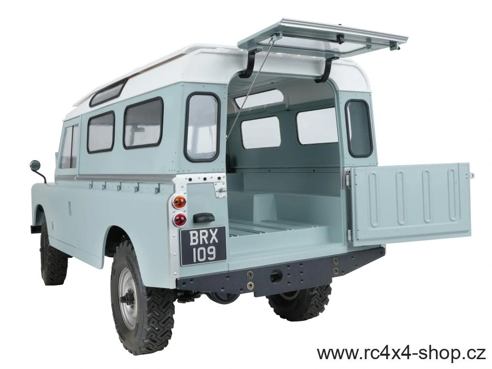 Land Rover Series II 109 Station Wagon Boom Racing BRX02