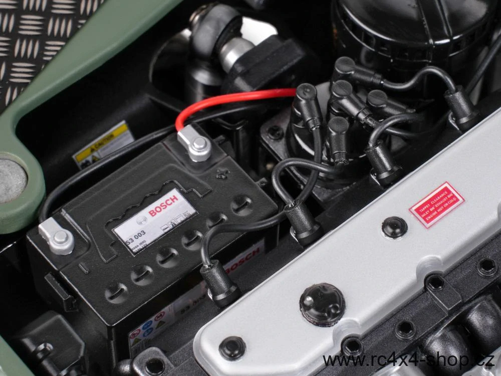 Maketa motoru pro Boom Racing BRX02 Land Rover Series III 88 a 109