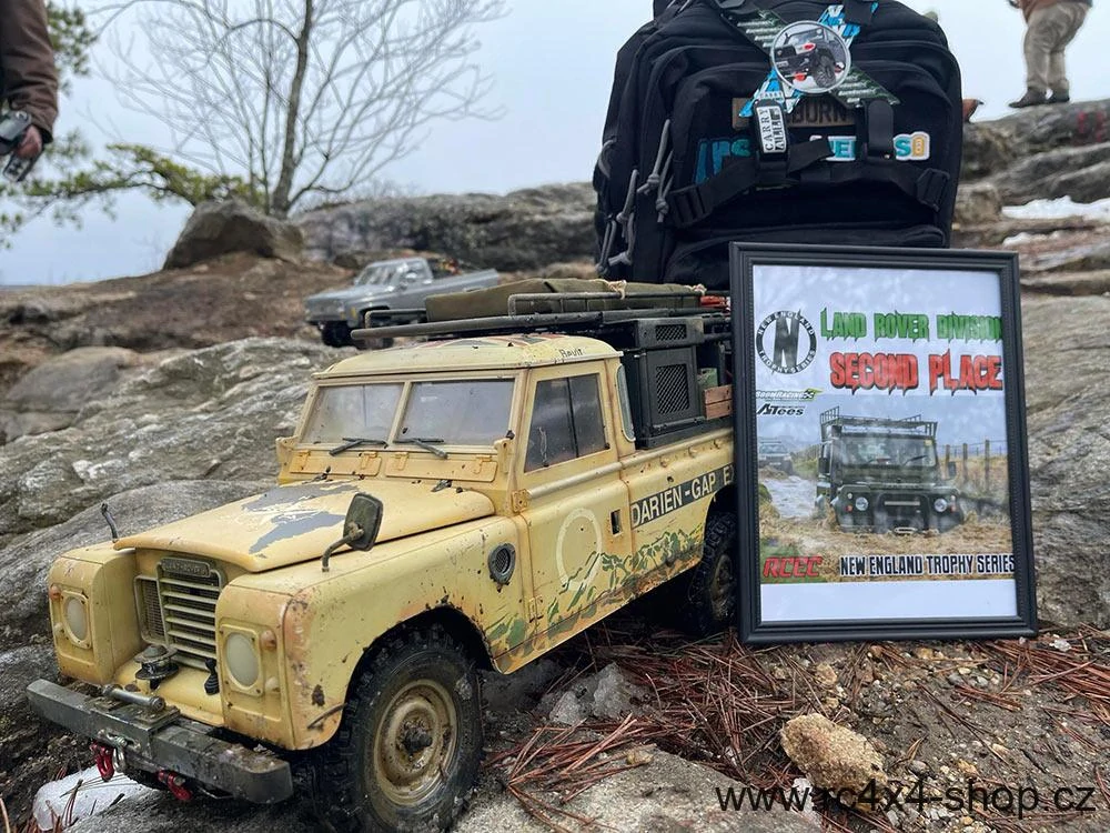 1.9 Vložky do pneumatiky Rock Monster, červené, 1 pár