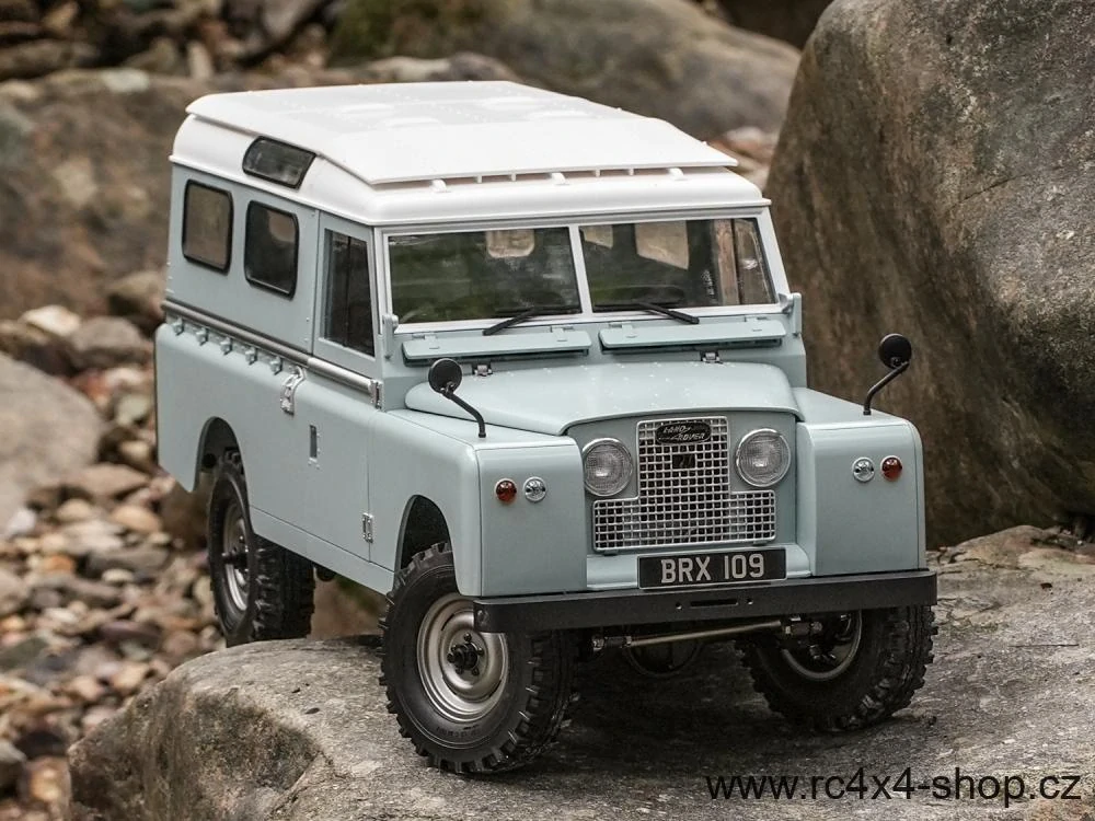 Land Rover Series II 109 Station Wagon Boom Racing BRX02